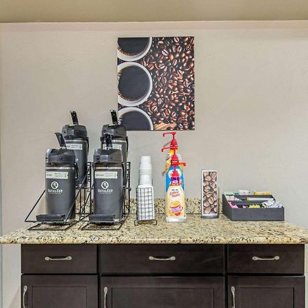 La Quinta By Wyndham Denison - North Lake Texoma Bagian luar foto