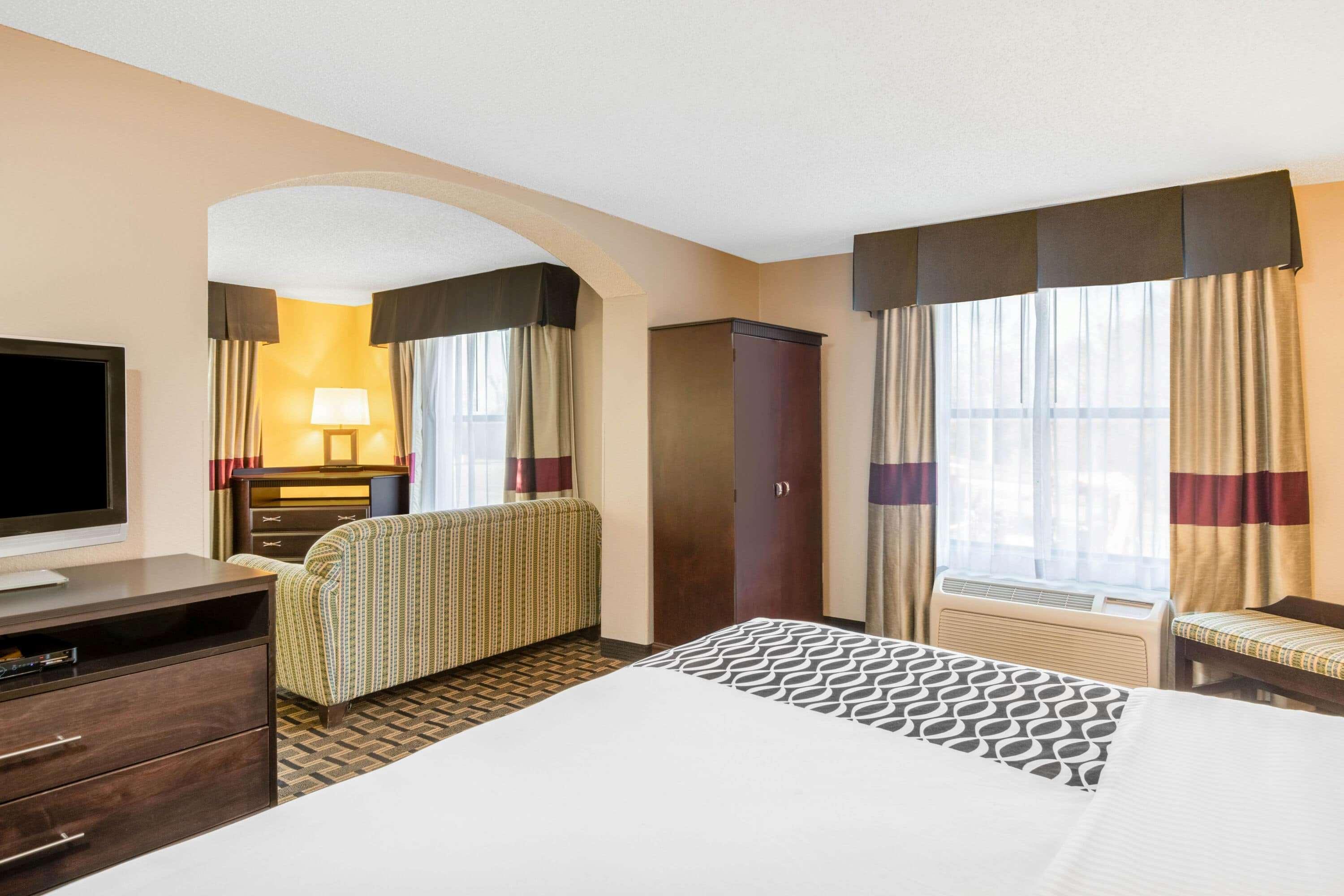 La Quinta By Wyndham Denison - North Lake Texoma Bagian luar foto