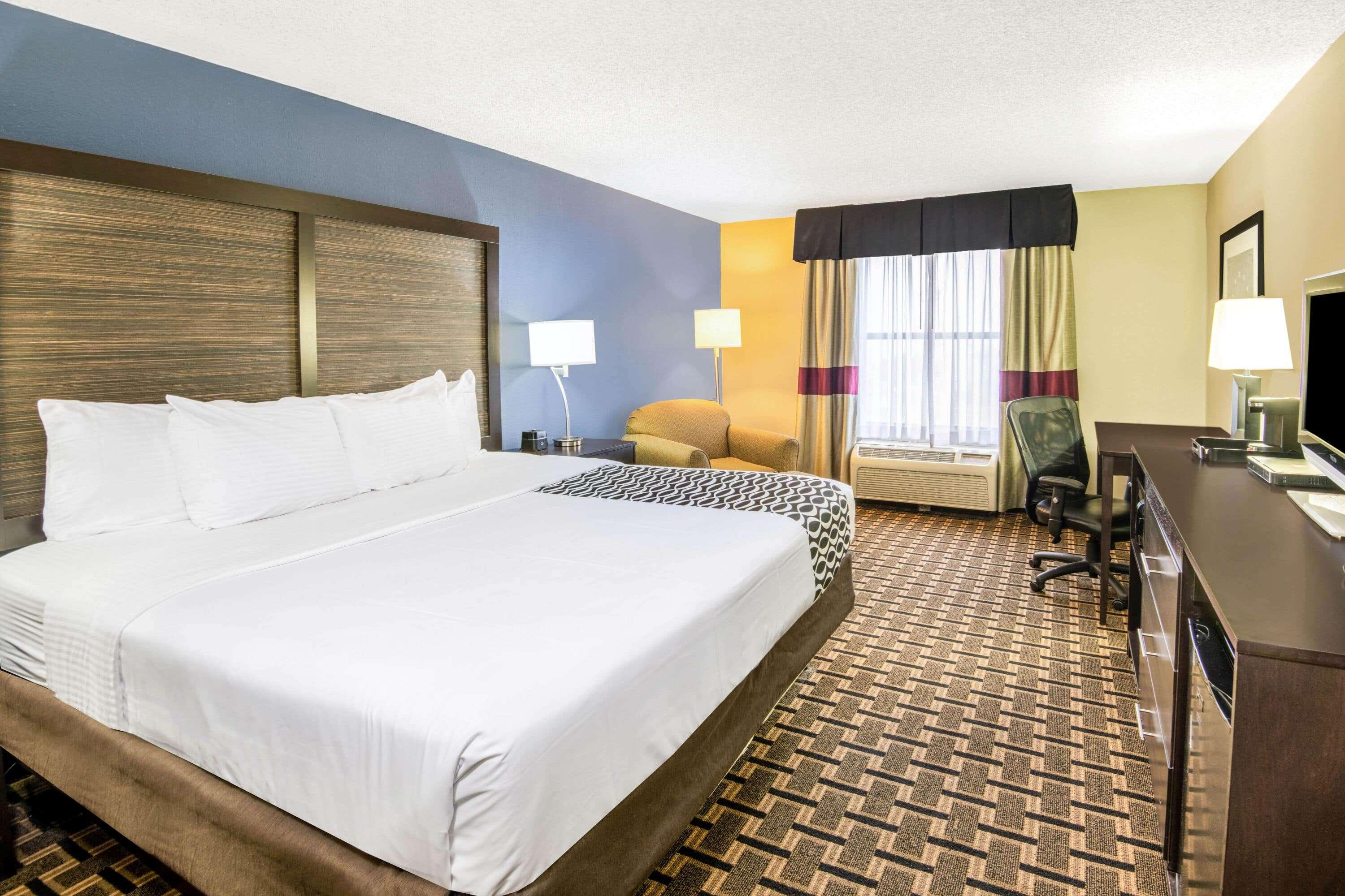 La Quinta By Wyndham Denison - North Lake Texoma Bagian luar foto