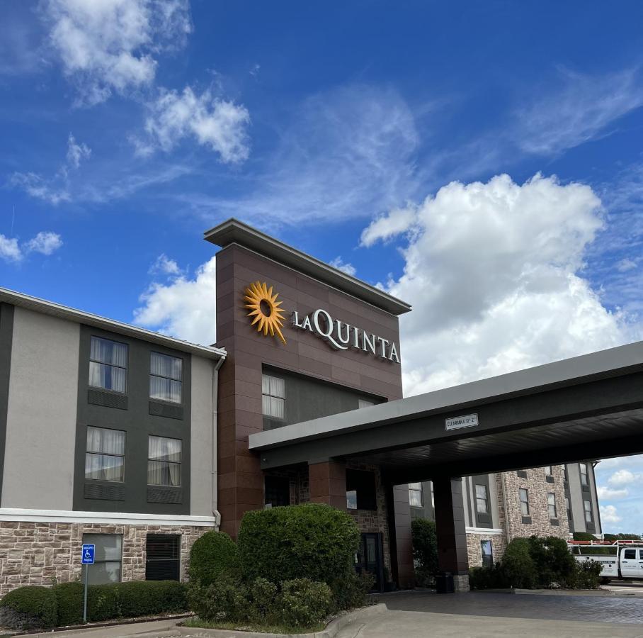 La Quinta By Wyndham Denison - North Lake Texoma Bagian luar foto