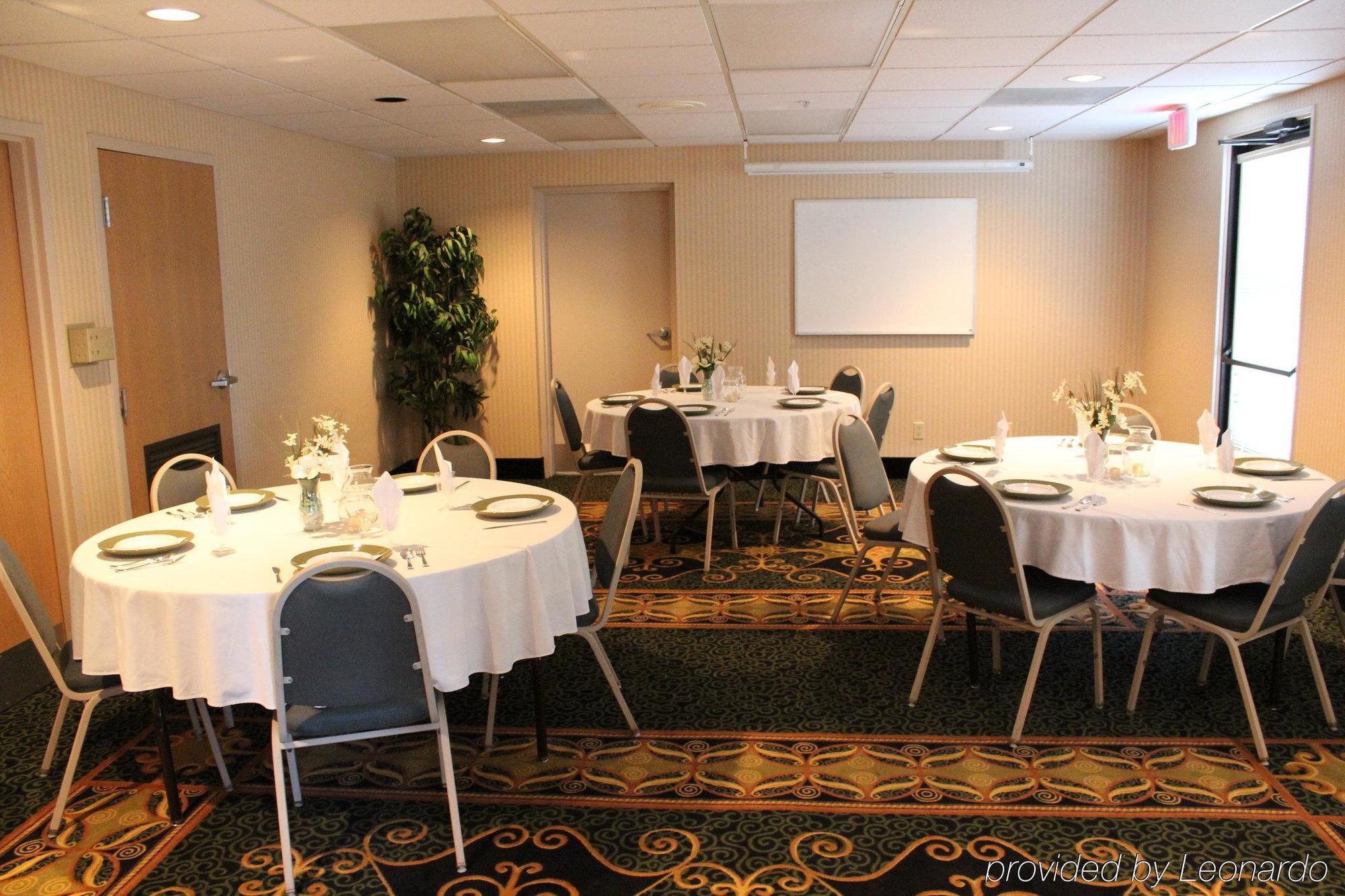 La Quinta By Wyndham Denison - North Lake Texoma Restoran foto