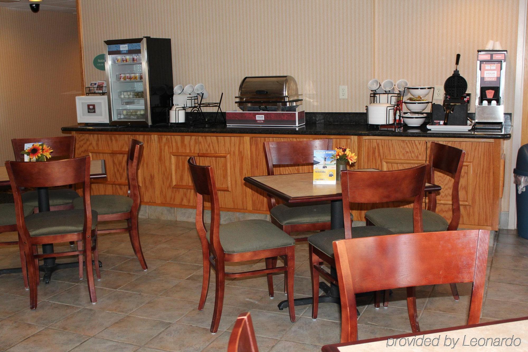 La Quinta By Wyndham Denison - North Lake Texoma Restoran foto